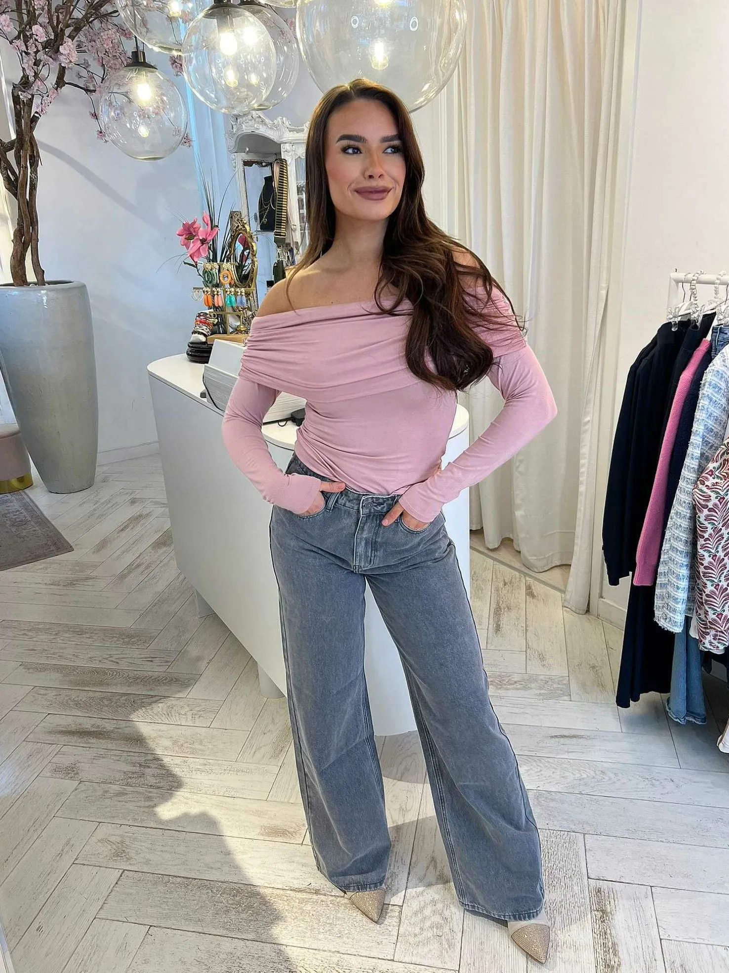 LOF Boutique Tops & Blousjes>Lana Off Shoulder Top Vintage Pink